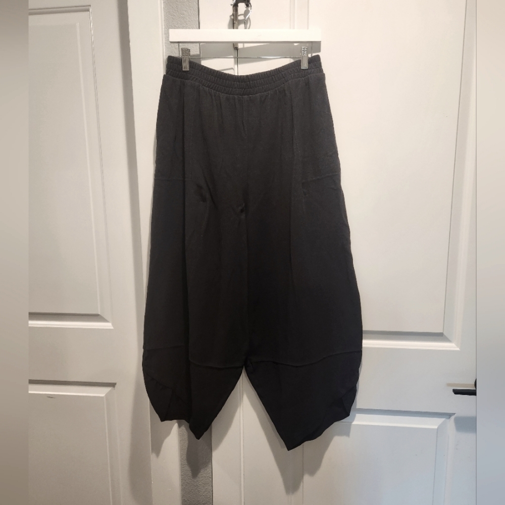 Leo Pants
